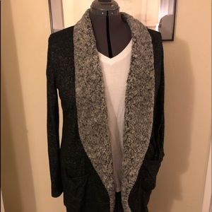 Moa-Moa fuzzy lapel sweater with pockets XL